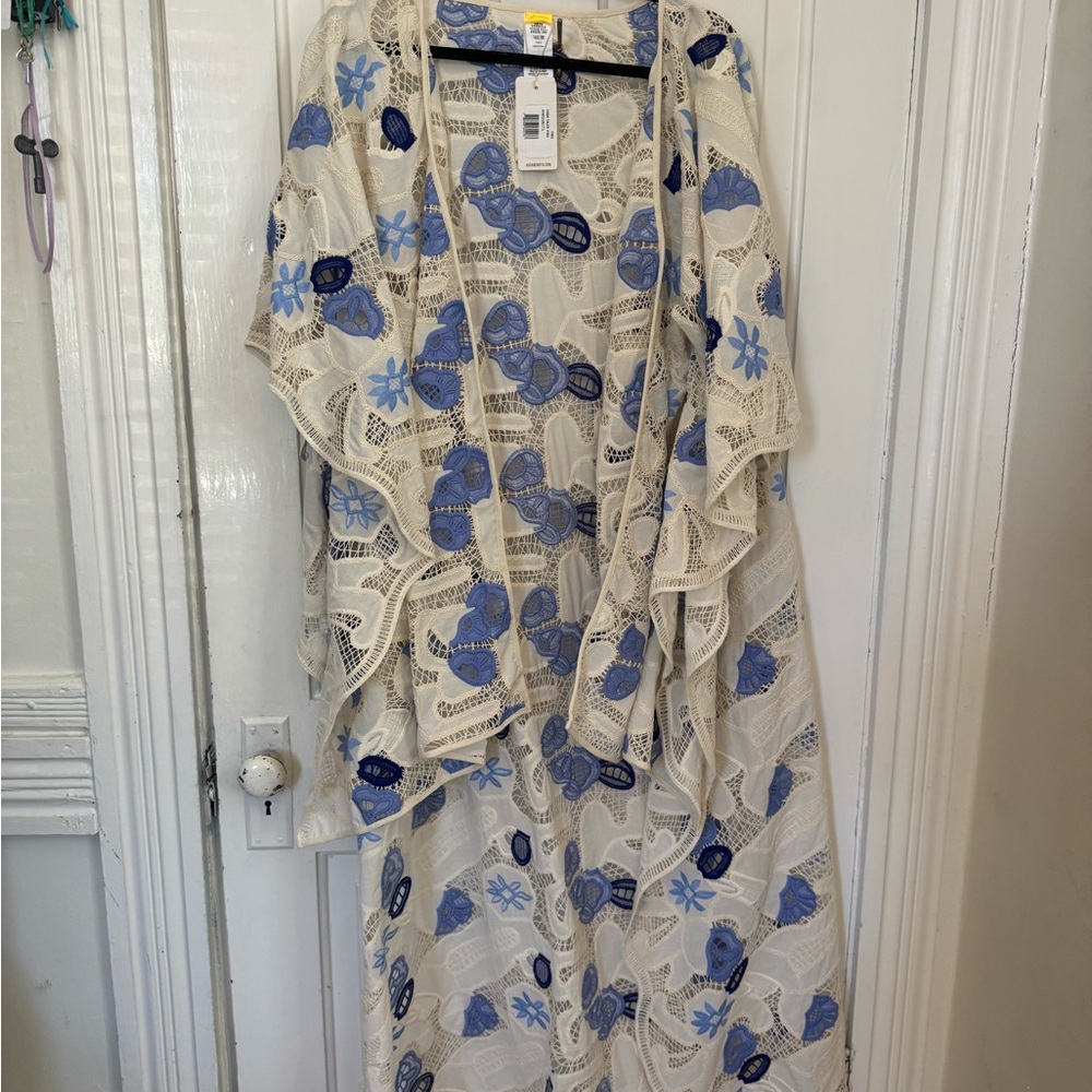 Agua Bendita Blue and Cream Swim Cover-Up